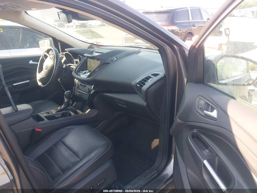 2017 FORD ESCAPE auction photo 5
