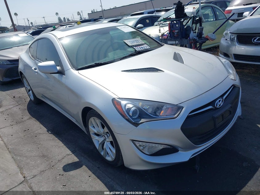 2014 HYUNDAI GENESIS auction photo 1