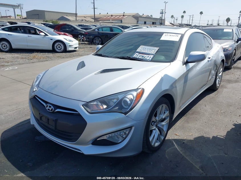2014 HYUNDAI GENESIS auction photo 2