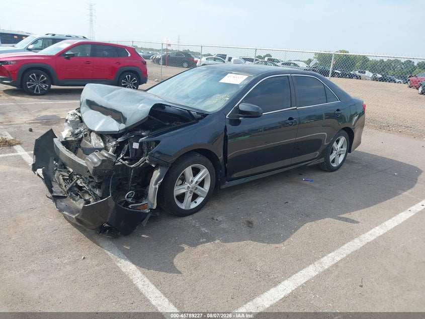 Vin: 4t1bf1fk9eu728739, lot: 46288051, toyota camry se 20142