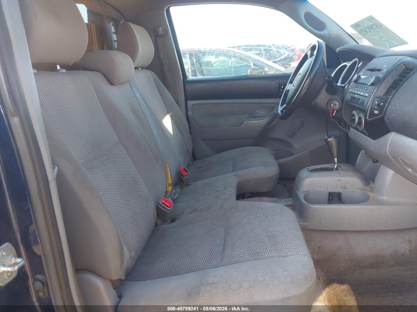 2005 TOYOTA TACOMA auction photo 8