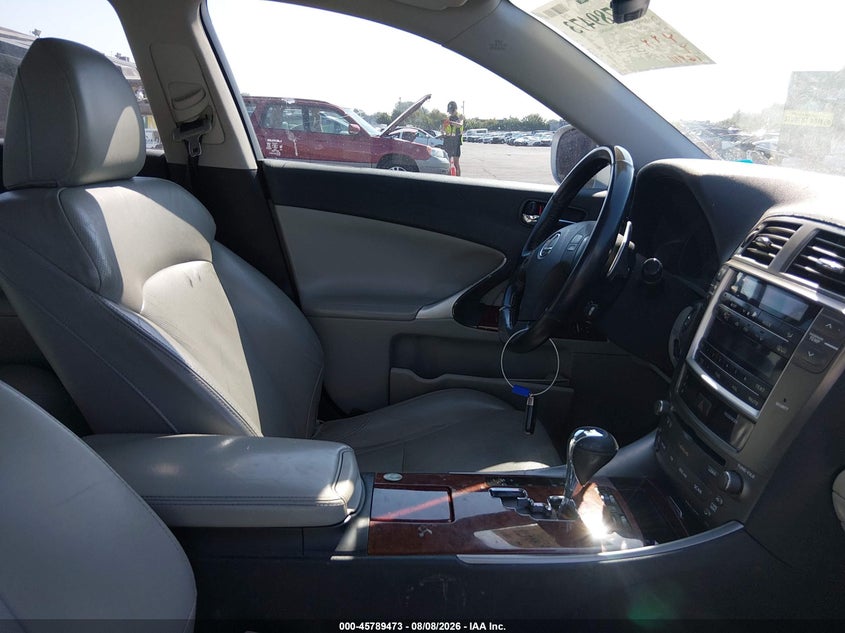 2008 LEXUS IS SEDAN 2.5L V-6 DI, DOHC, VVT, 204HP