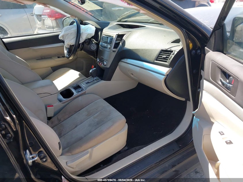 2013 SUBARU LEGACY auction photo 5