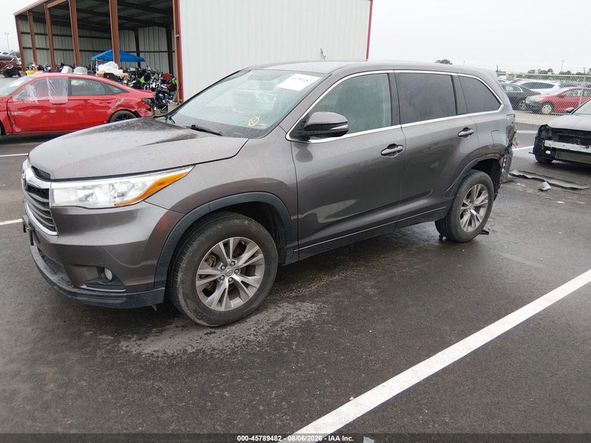 Vin: 5tdzkrfh6fs088996, lot: 46288307, toyota highlander le plus v6 20152