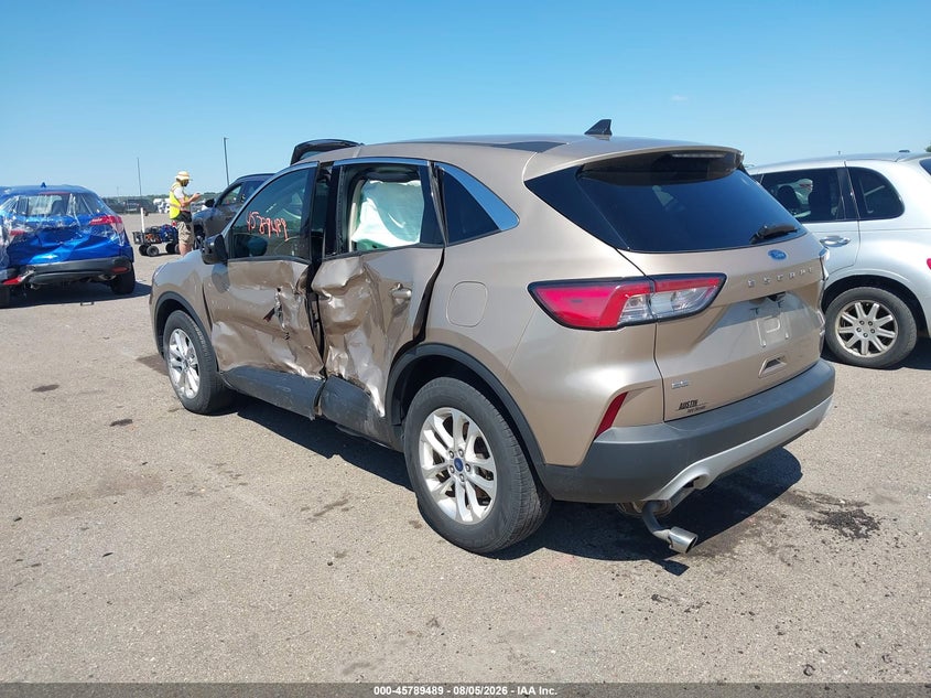 Vin: 1fmcu9g62luc19860, lot: 46288313, ford escape se 20203
