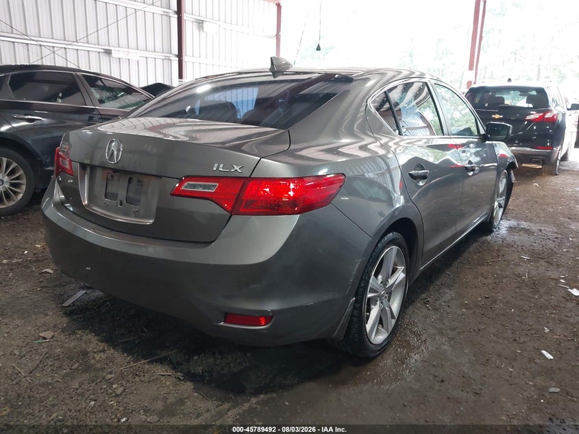 2013 ACURA ILX auction photo 4