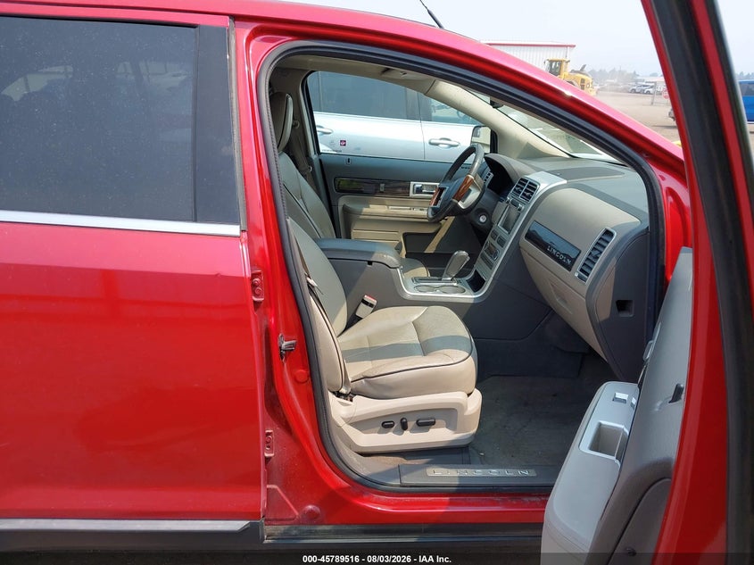 2010 LINCOLN MKX auction photo 5