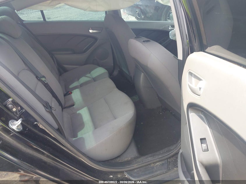 2017 KIA FORTE auction photo 8