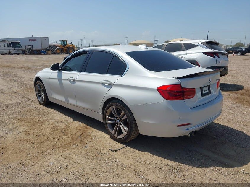 BMW 330I - zdjęcie 3