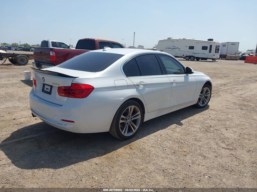 BMW 330I - zdjęcie 4