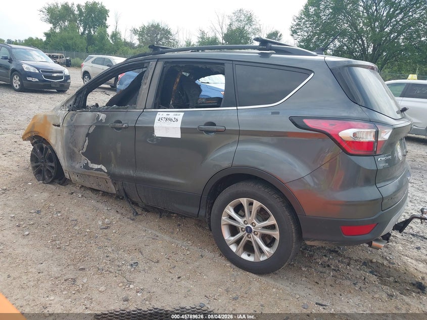 Vin: 1fmcu0hd4jua40886, lot: 46288450, ford escape sel 20183