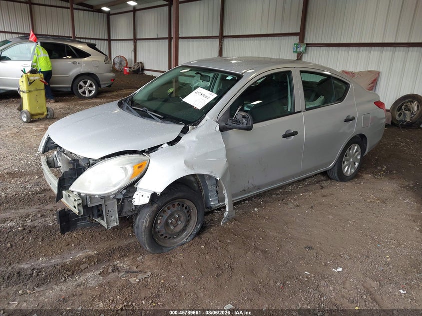2013 NISSAN VERSA auction photo 2