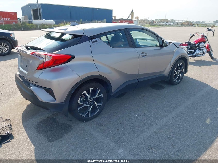 2020 TOYOTA C-HR auction photo 4