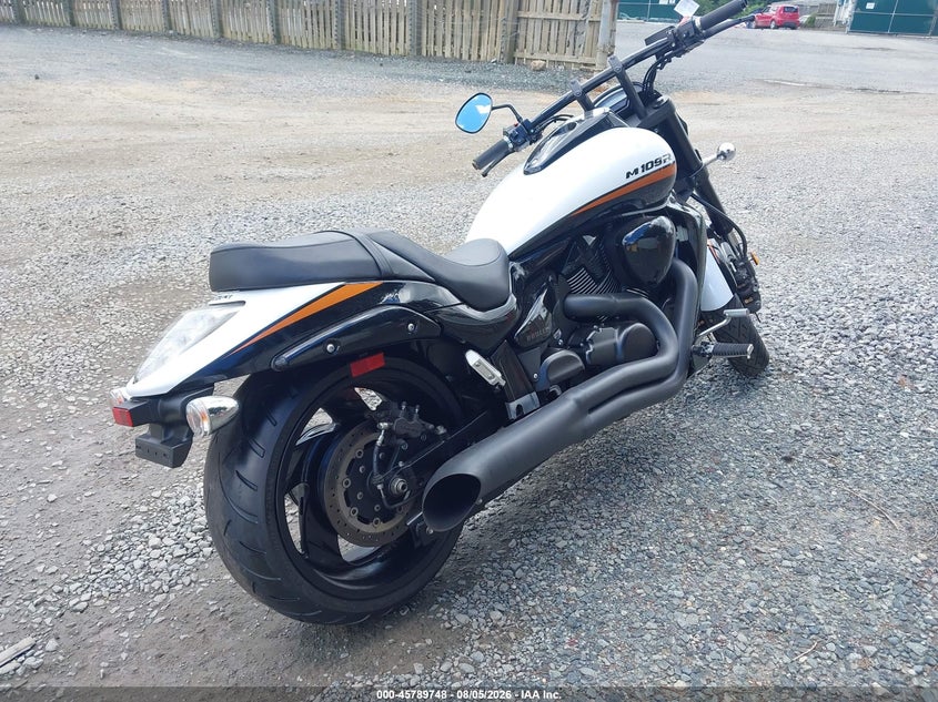 2020 SUZUKI VZR1800 auction photo 4