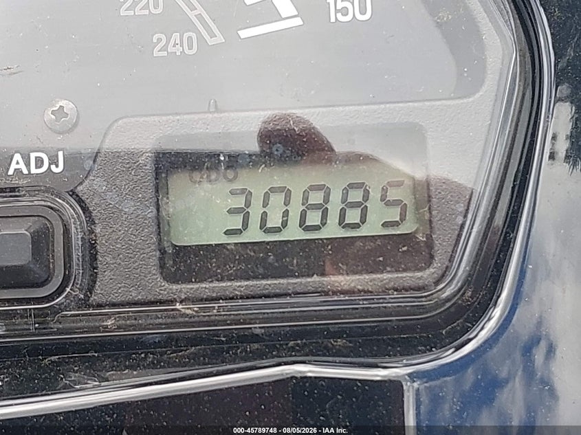 2020 SUZUKI VZR1800 auction photo 7