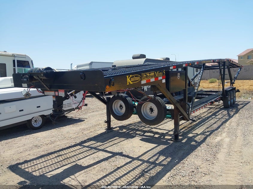 2026 KAUFMAN TRAILERS AUTO TRANSPORTER auction photo 2