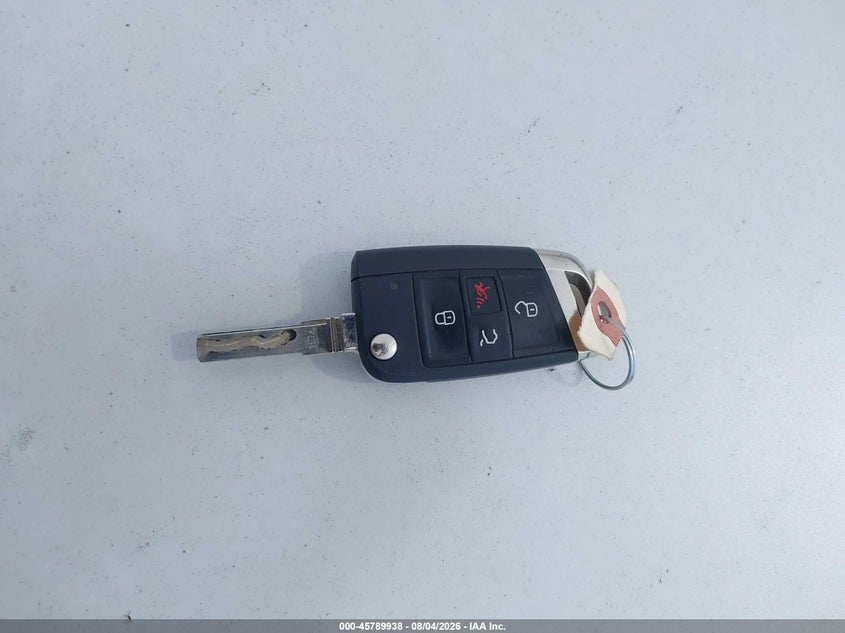 2016 VOLKSWAGEN GOLF GTI S 4-DOOR · Photo 11