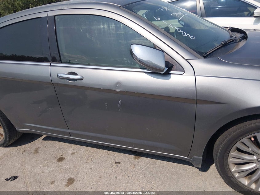 CHRYSLER 200 2011 VIN 1C3BC2FG0BN618008