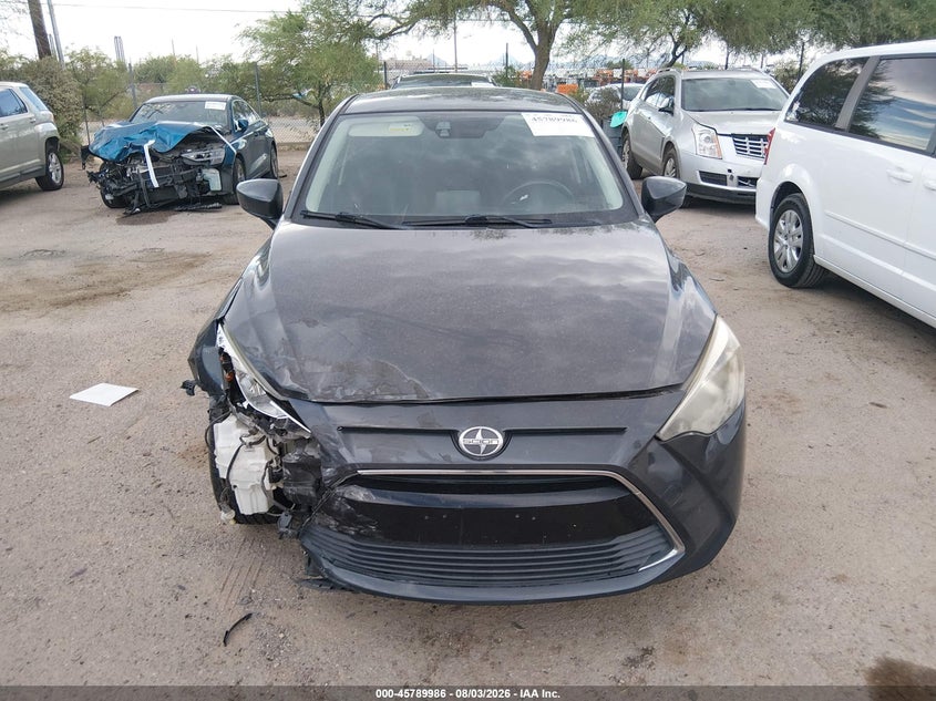 2016 SCION IA · Photo 11