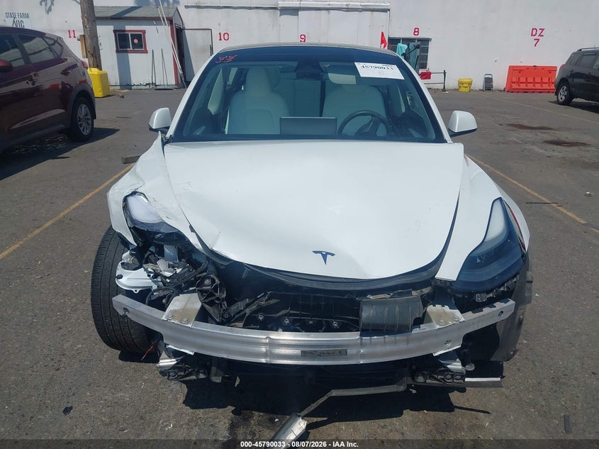2023 TESLA MODEL 3 REAR-WHEEL DRIVE · Photo 13