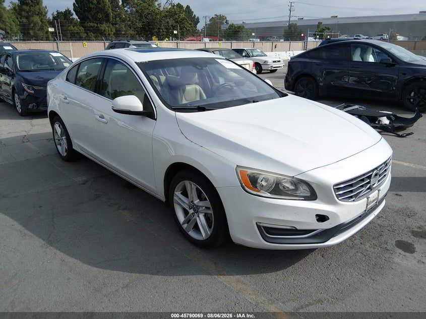 2015 VOLVO S60 auction photo 1