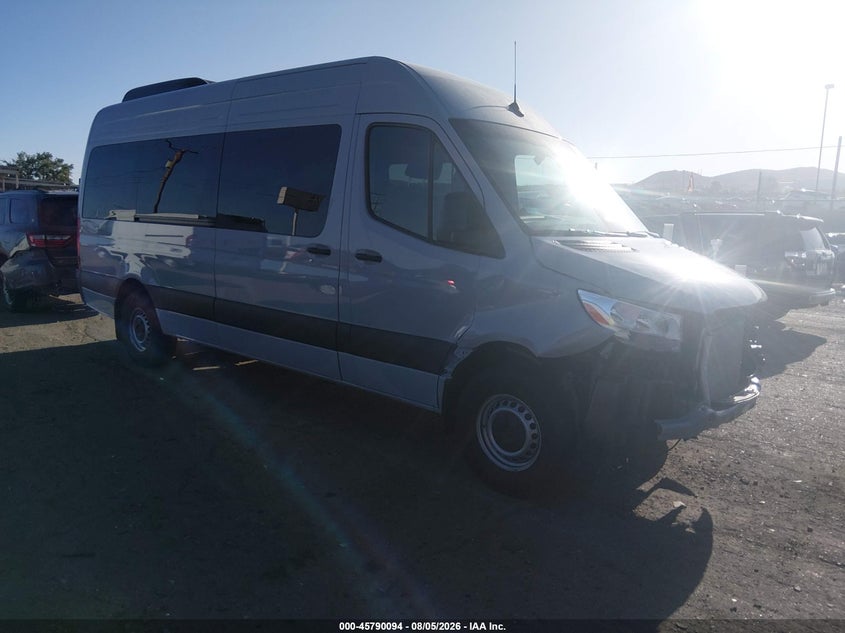 Vin: w1z4kghy7tt615377, lot: 46288918, mercedes-benz sprinter 2500 high roof 4-cyl diesel 2026 img_1