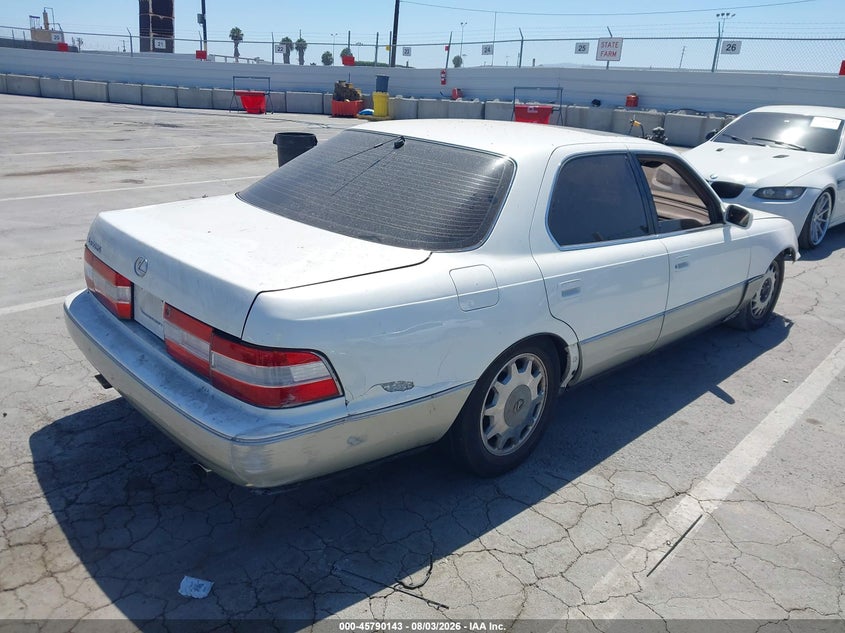 1990 LEXUS LS auction photo 4