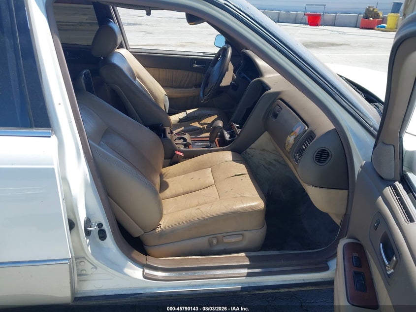 1990 LEXUS LS auction photo 5