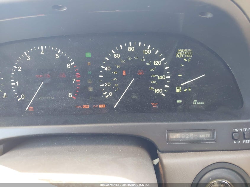1990 LEXUS LS auction photo 7