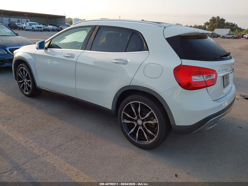 2016 MERCEDES-BENZ GLA 250 auction photo 3