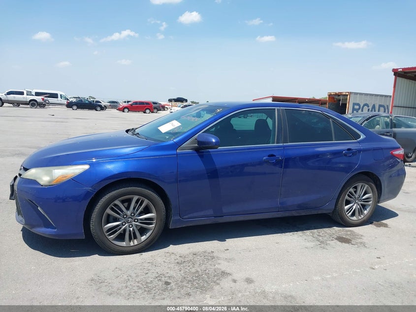 TOYOTA CAMRY - zdjęcie 14