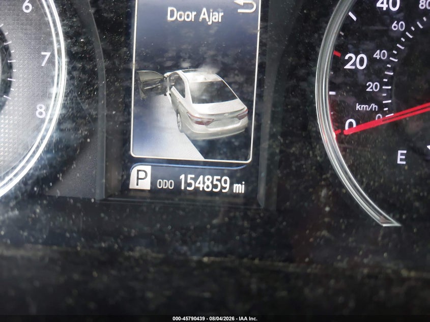 TOYOTA CAMRY - zdjęcie 15