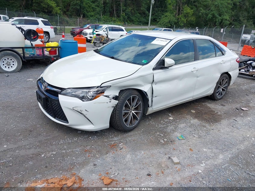 2017 TOYOTA CAMRY auction photo 2