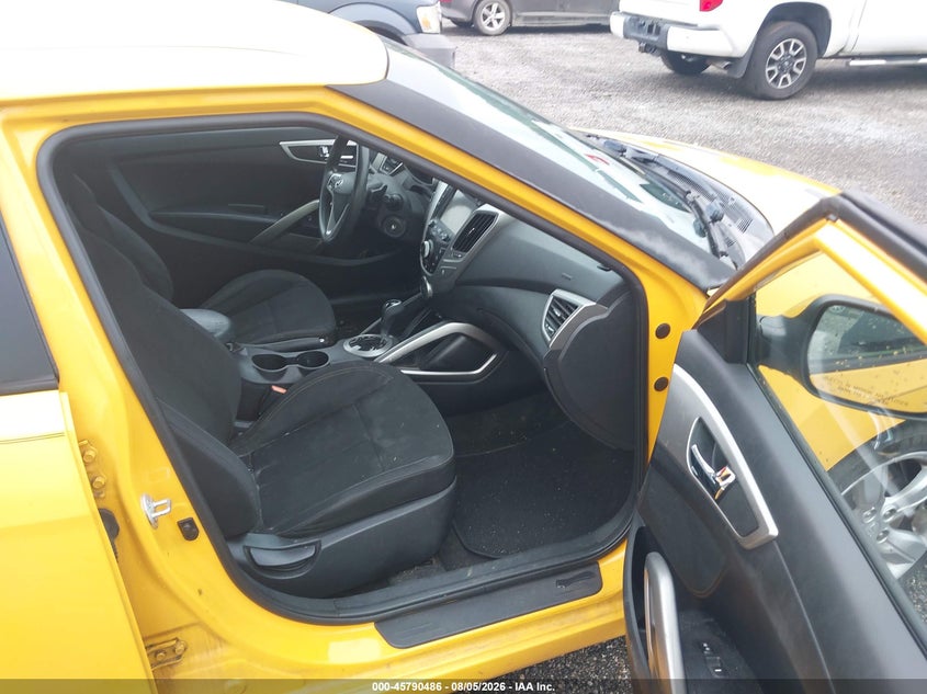 2014 HYUNDAI VELOSTER auction photo 5