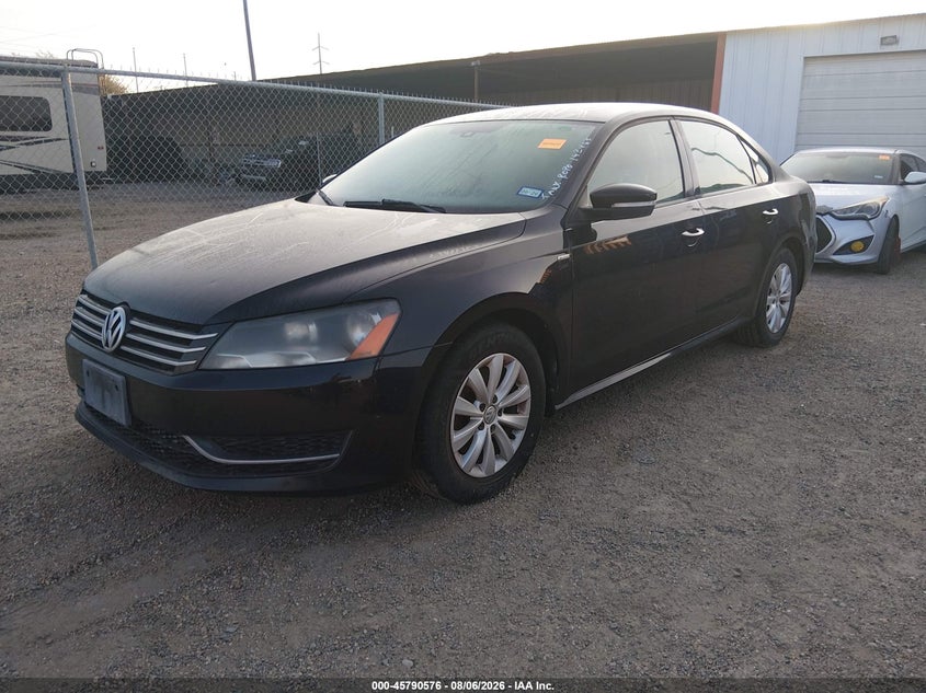 2013 VOLKSWAGEN PASSAT auction photo 2