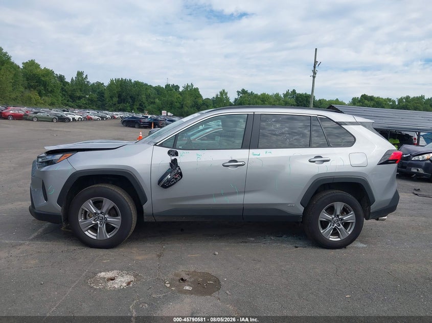TOYOTA RAV4 HYBRID - zdjęcie 14