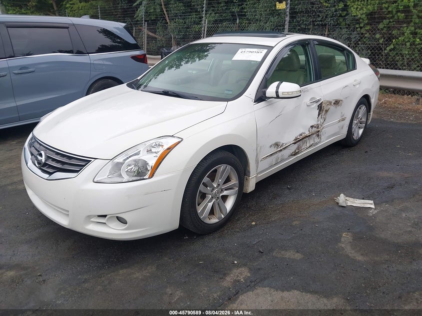 Vin: 1n4bl2ap2bc175378, lot: 46289413, nissan altima 3.5 sr 20112
