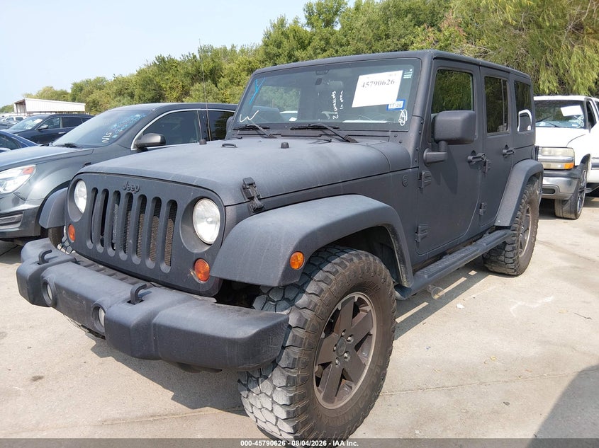 2011 JEEP WRANGLER UNLIMITED auction photo 2