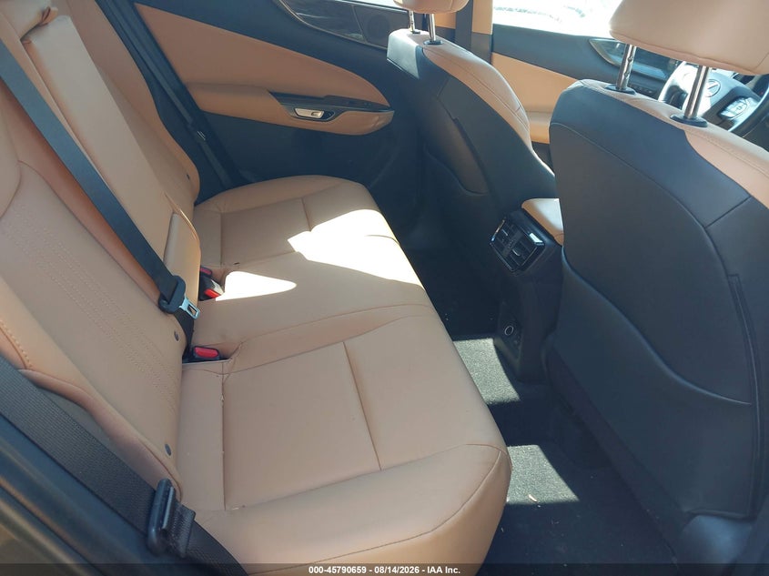 LEXUS NX 350 - zdjęcie 8