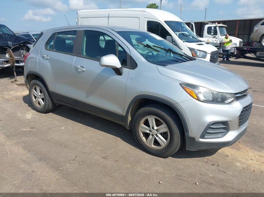 2017 CHEVROLET TRAX auction photo 1
