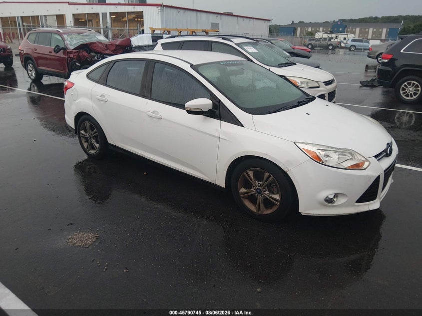 Vin: 1fadp3f2xel168215, lot: 46289576, ford focus se 2014 img_1