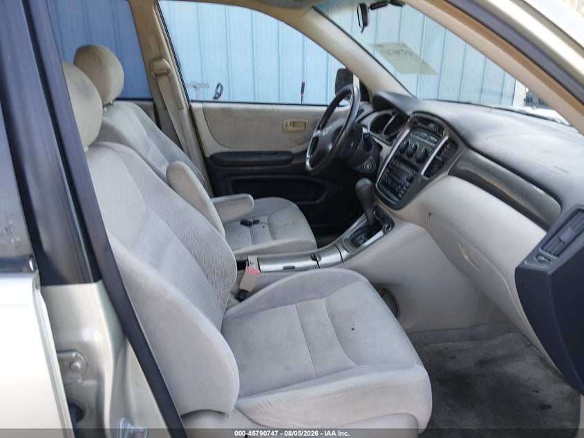 2003 TOYOTA HIGHLANDER auction photo 5