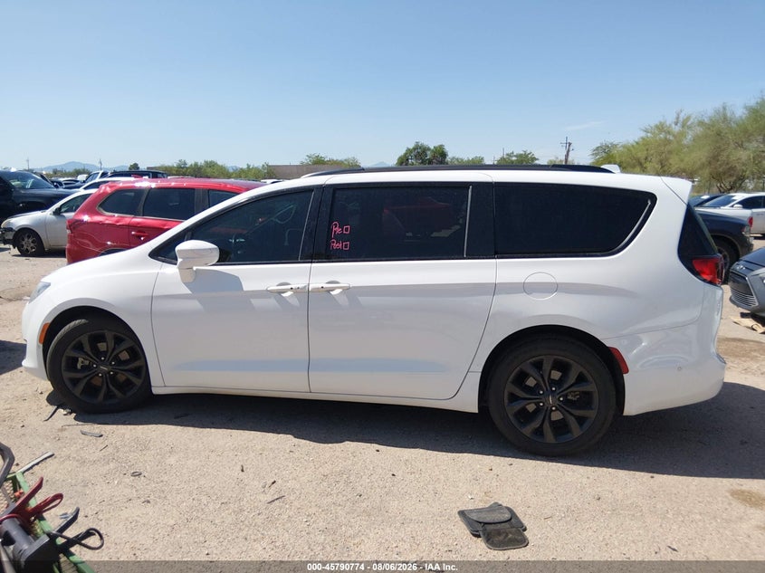 CHRYSLER PACIFICA - zdjęcie 13