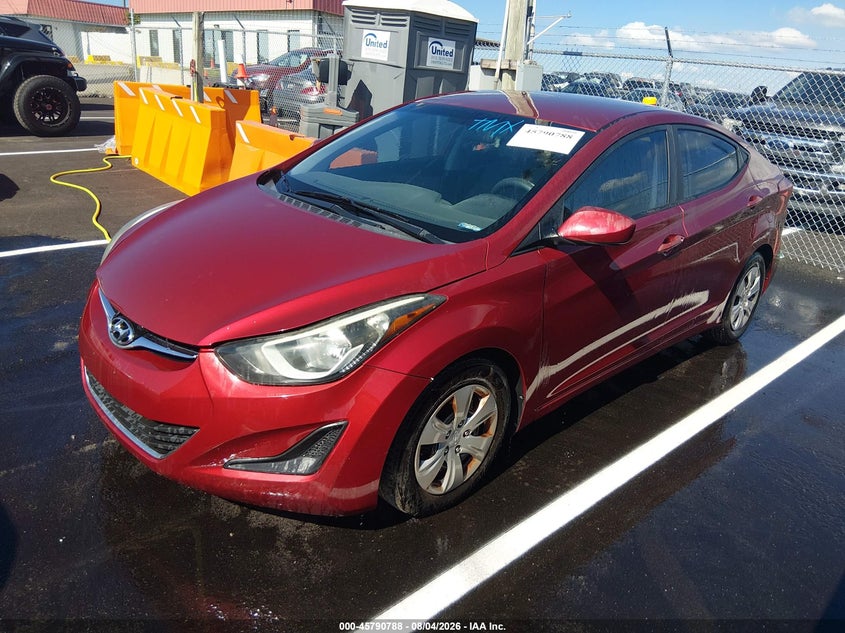 2016 Hyundai Elantra, Звичайний знос, IAAI, VIN 5NPDH4AE5GH705224 — фото 2