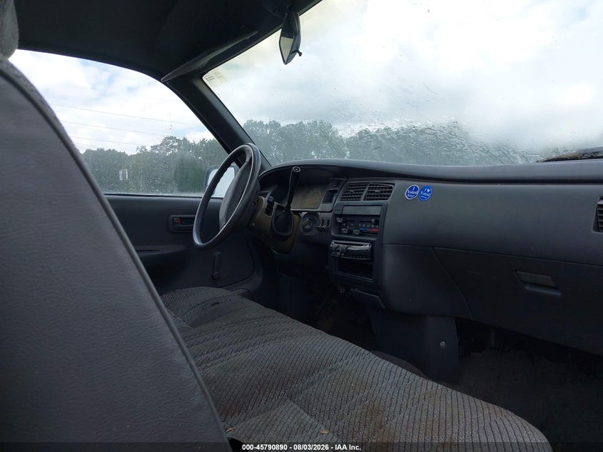 1993 TOYOTA T100 auction photo 8