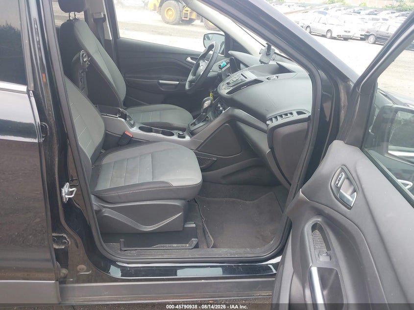 2016 FORD ESCAPE auction photo 5