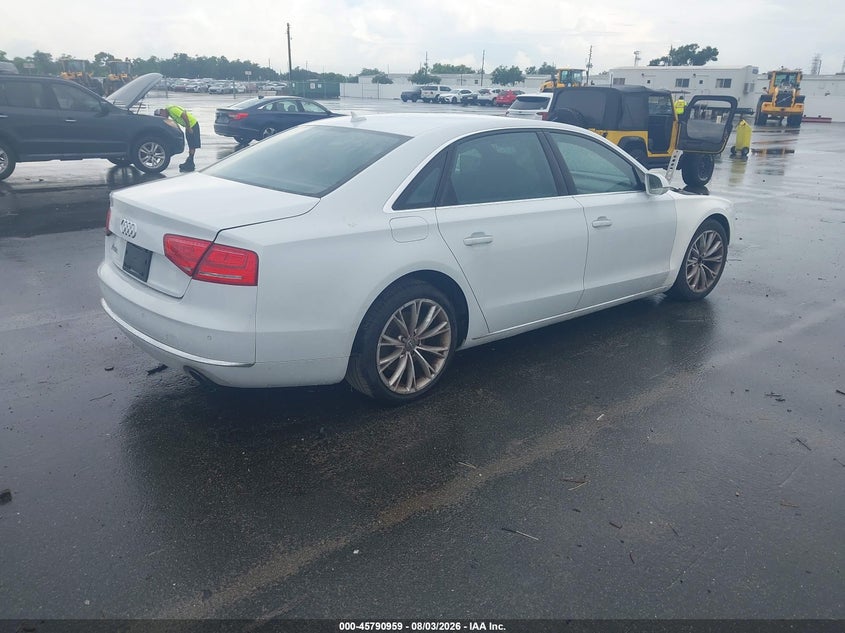 2013 AUDI A8 L auction photo 4