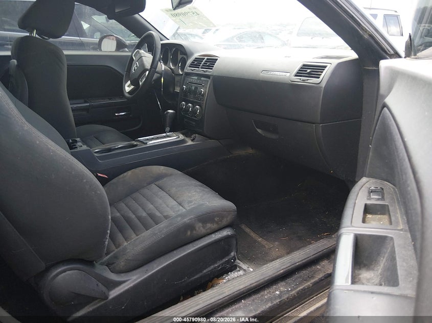 2013 DODGE CHALLENGER auction photo 5