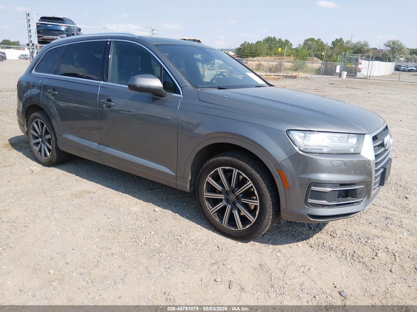 AUDI Q7 - zdjęcie 1