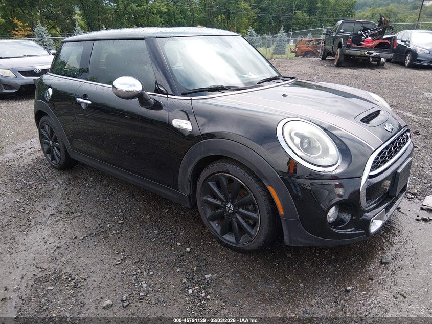 2017 MINI HARDTOP auction photo 1